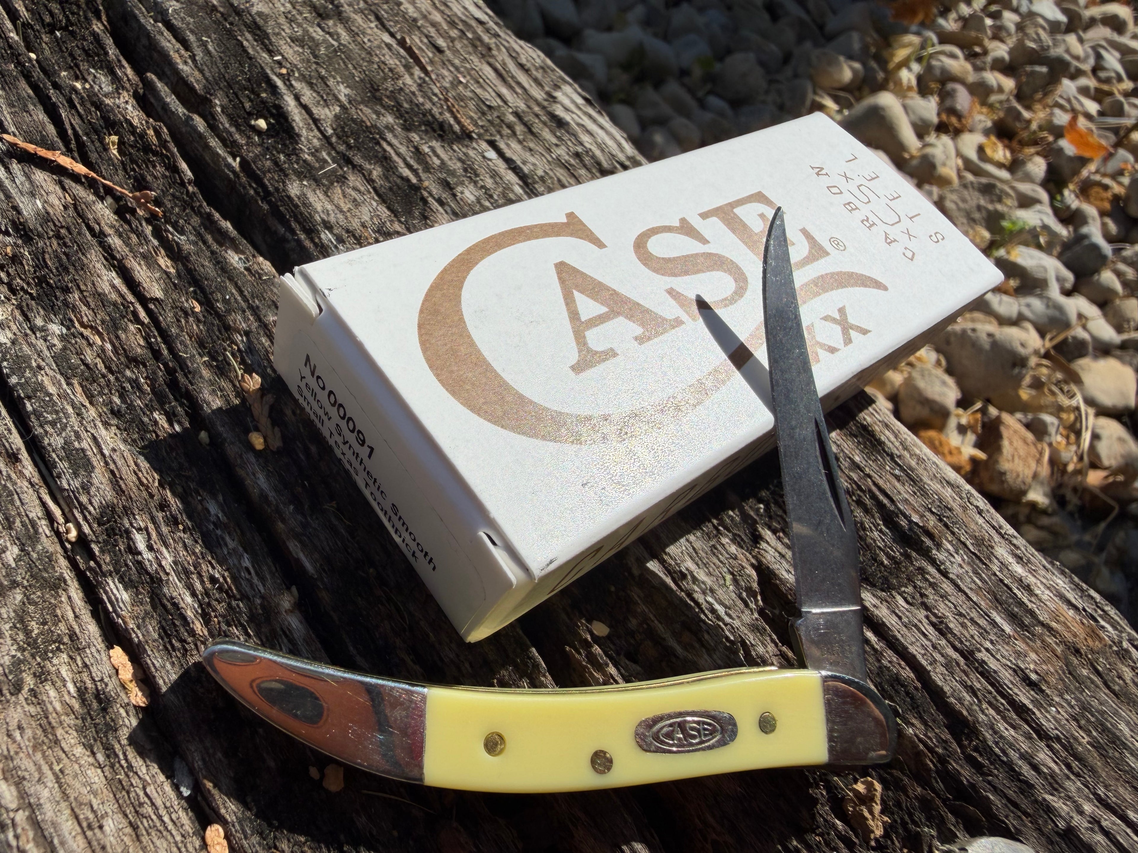 Case XX #00091 - Texas Toothpick, Small - Yellow Synthetic CV
