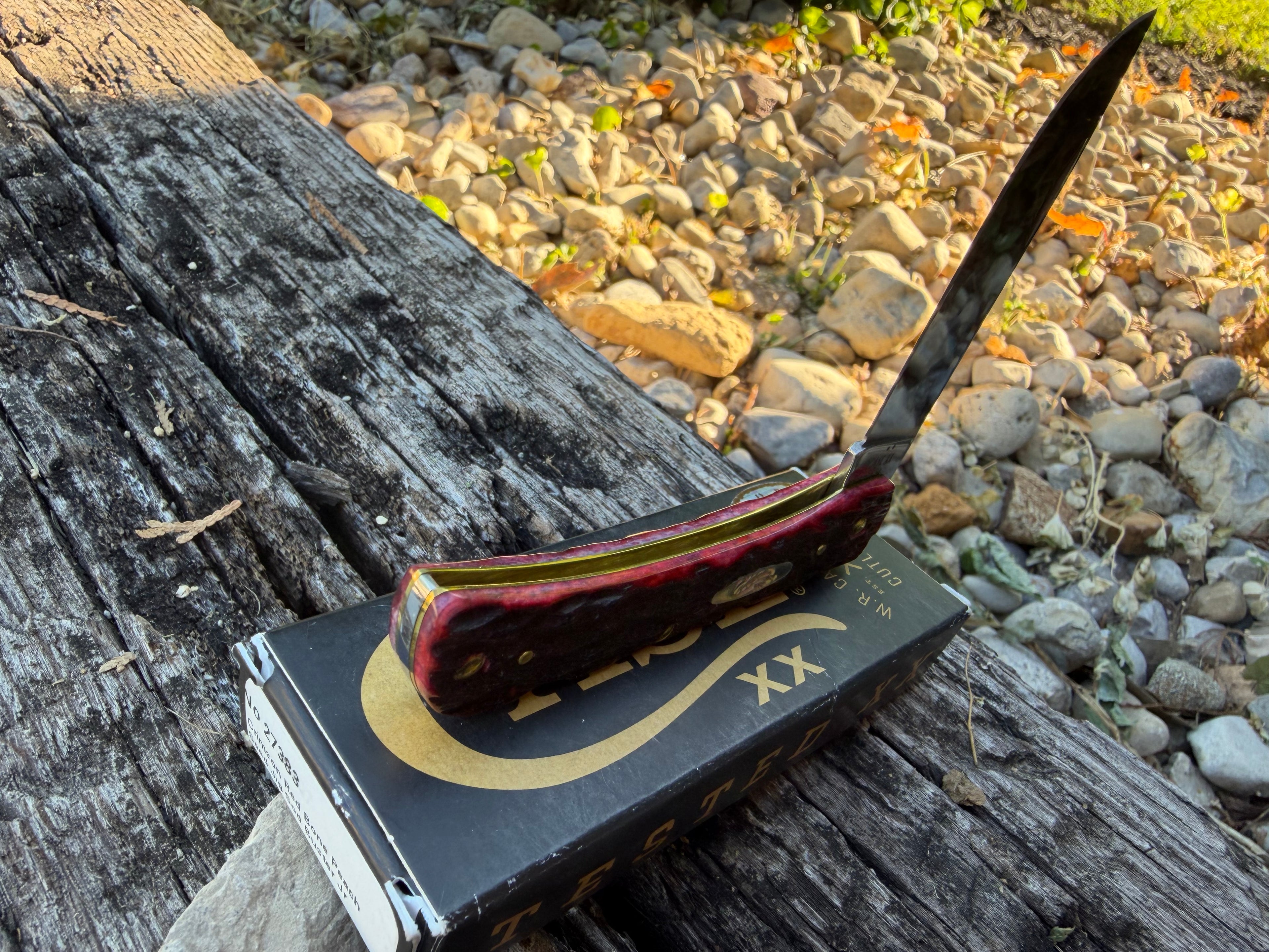 Case XX  #27383 *Shepherd Hills* - Sod Buster Jr - Crimson Peach Seed Jig Bone