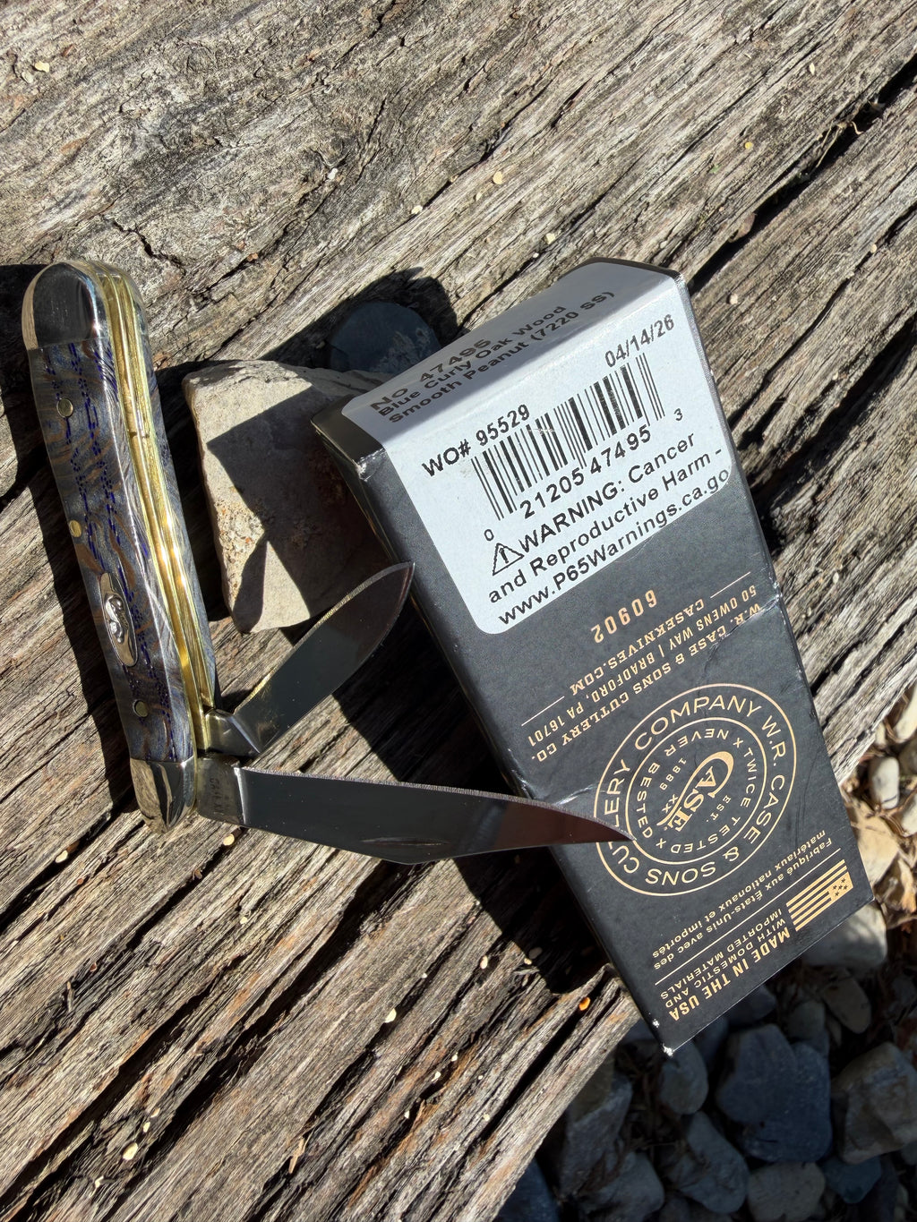 Case XX #47495 - Peanut - Blue Curly Oak Wood